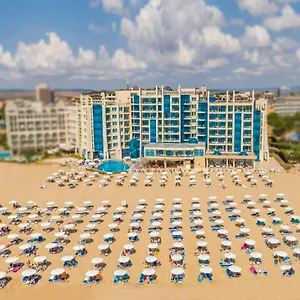 4* Szálloda Blue Pearl